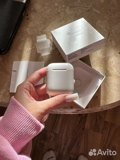 Airpods 2 только кейс