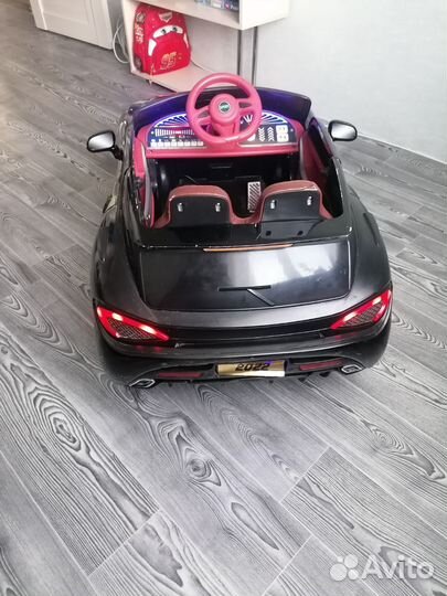 Детский электромобиль bmw