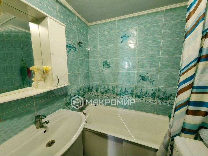 2-к. квартира, 50 м², 6/9 эт.