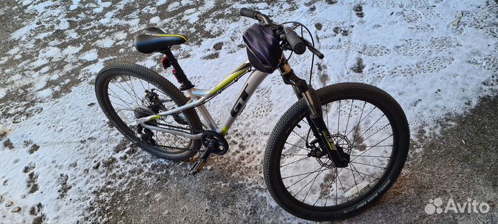 Велосипед горный подростковый