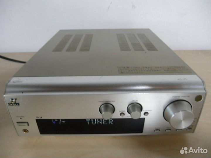 Цифровые тюнеры Denon TU-380RG и Sansui R11