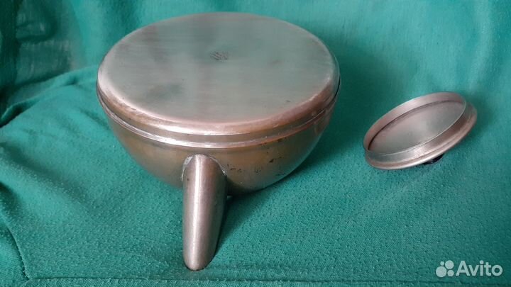 Чайник мельхиоровый мнц,0.75л.оригинал СССР