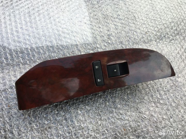 Кнопки правой двери Escalade 06-14