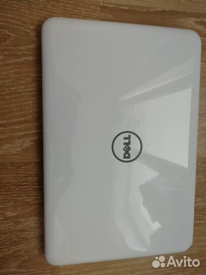 Продам нетбук Dell