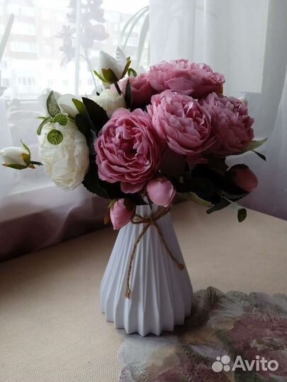 Вазон с цветами