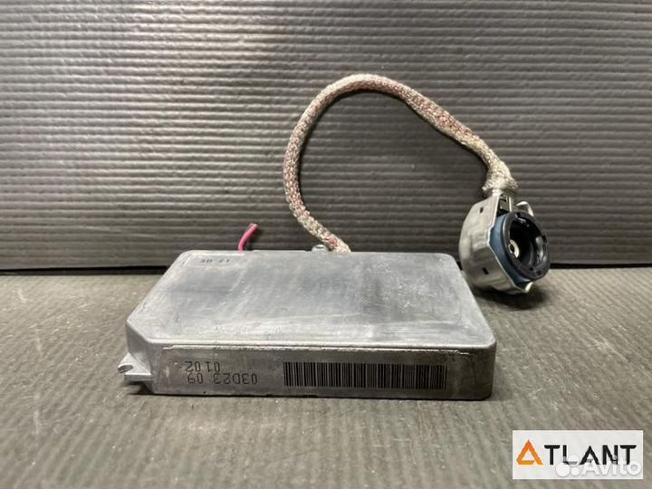 Блок ксенона toyota alphard