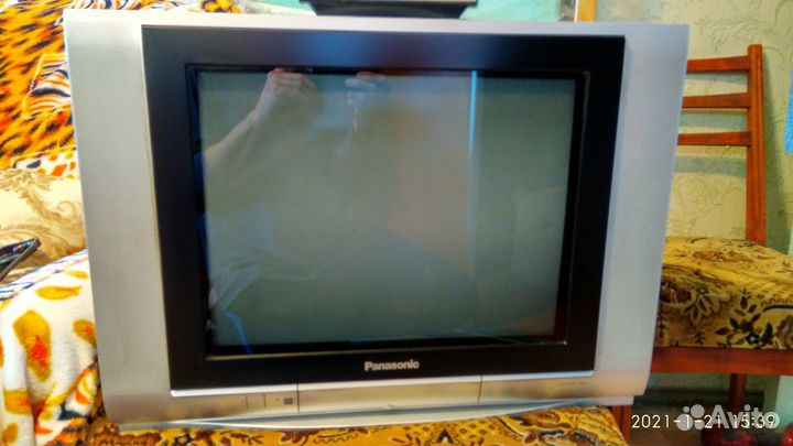 Телевизор panasonic TX-21FJ20T рабочий с пультом