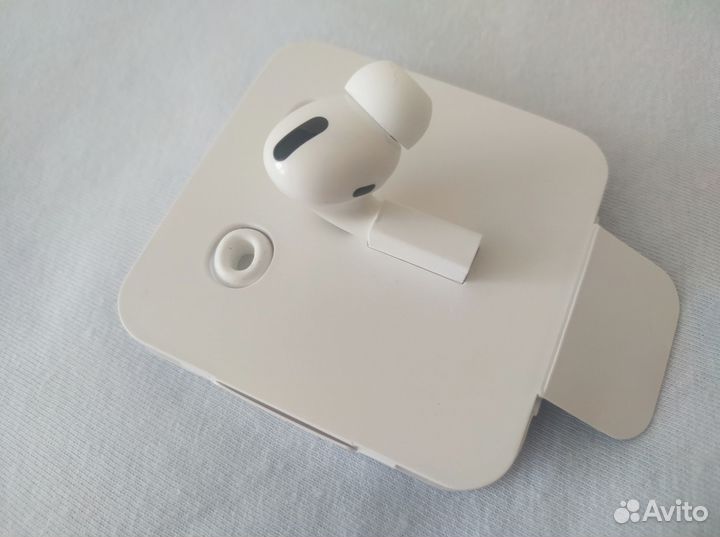 Airpods pro левый наушник новый