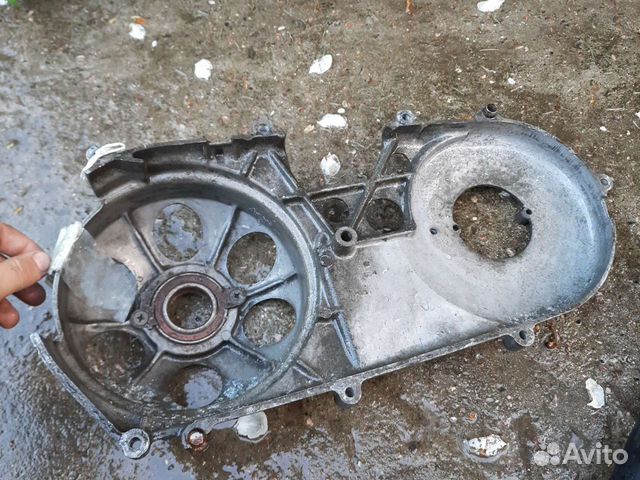 Внутренняя крышка вариатора Suzuki Skywave AN400 c