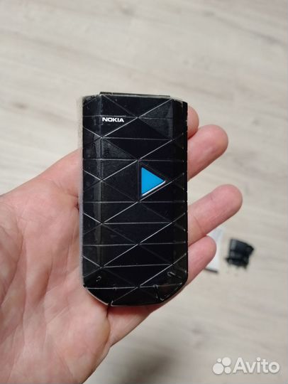 Nokia 7070 Prism