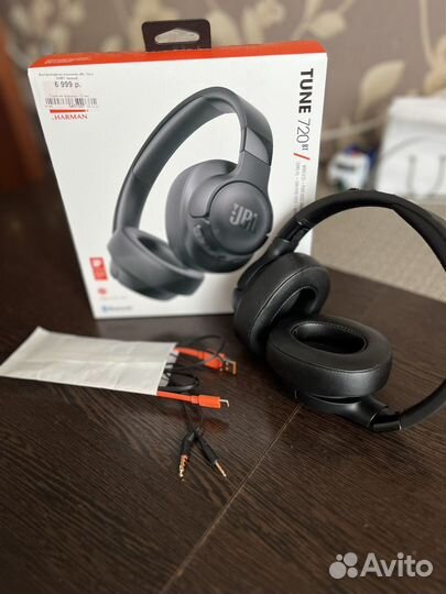 Беспроводные наушники jbl