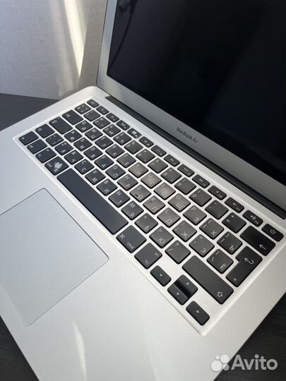 Apple MacBook Air 13 (2017)