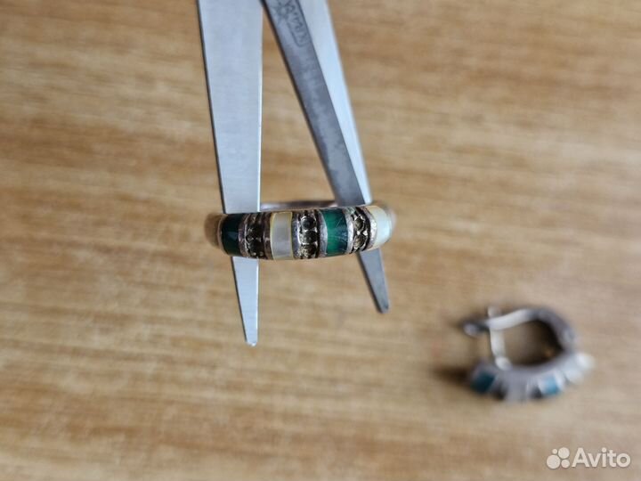 Два кольца серьги одним лотом