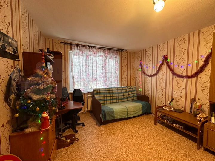 2-к. квартира, 60 м², 3/3 эт.
