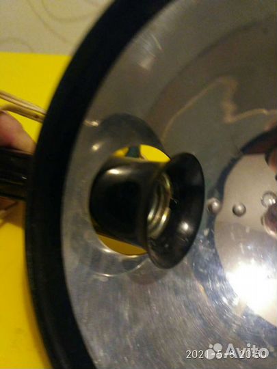 Лечебная лампа синего цвета советского периода