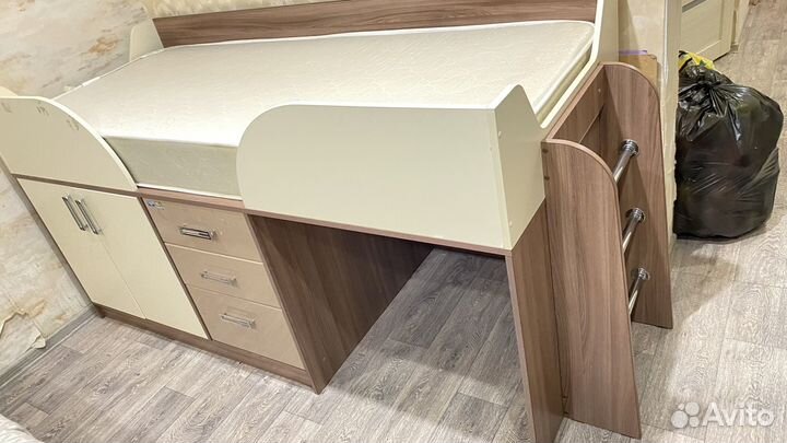 Детская кровать чердак