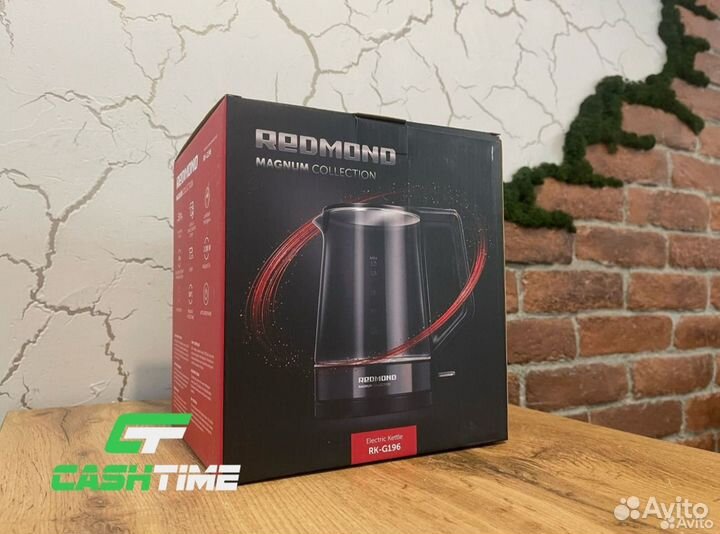 Чайник электрический Redmond rk-g196 (новый)