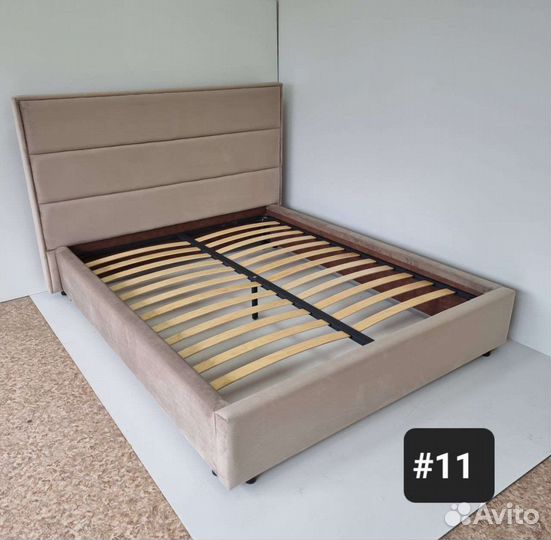 Кровать