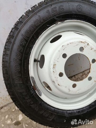 Запасное колесо зимние шипованное