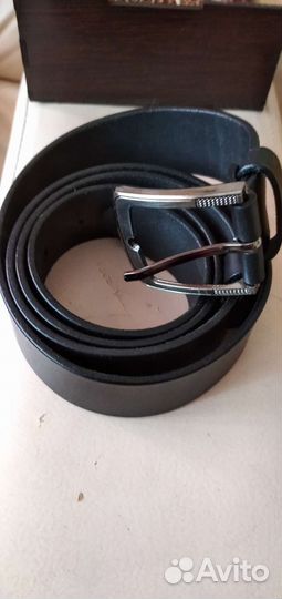 Мужской кожаный ремень