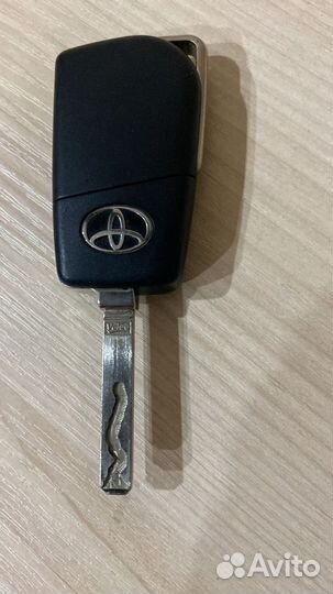 Ключ toyota