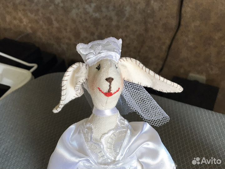 Свадебные Зайцы жених и невеста