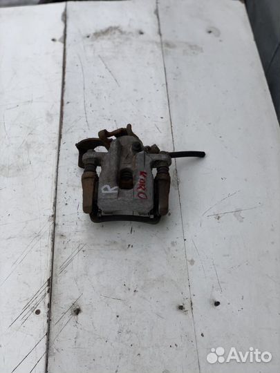 Суппорт R Tokico Toyota Corolla Королла