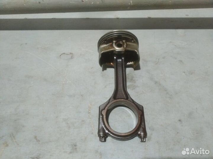 Поршень LADA Granta седан 1 2013