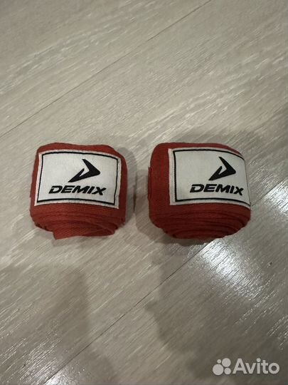 Боксерские перчатки 10 oz (бинты в подарок)