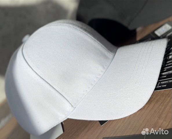 Кепка черная белая