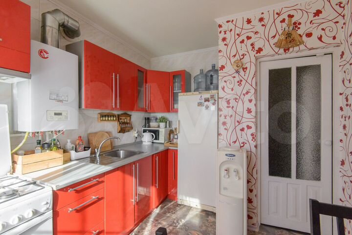 2-к. квартира, 52 м², 2/3 эт.