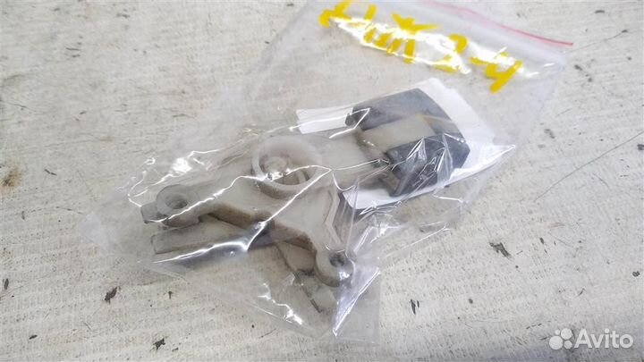 Механизм блокировки двери volkswagen Jetta II 82