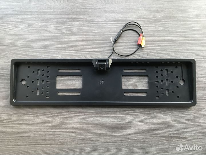 Камера заднего вида в рамке под номер новая