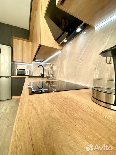 Угловая кухня на заказ. Производство