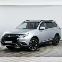 Mitsubishi Outlander 2.0 CVT, 2021, 59 250 км, с пробегом, цена 2 560 200 руб.