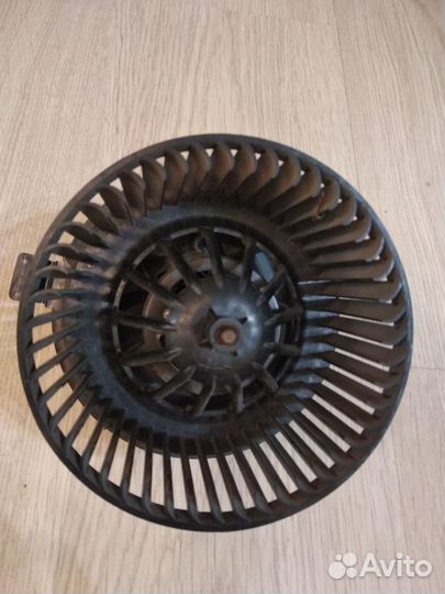 Моторчик отопителя для Nissan Note