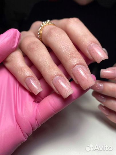 Нужна модель на маникюр