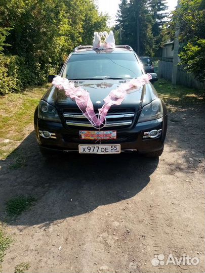 Оренда свадебного авто Mercedes Benz