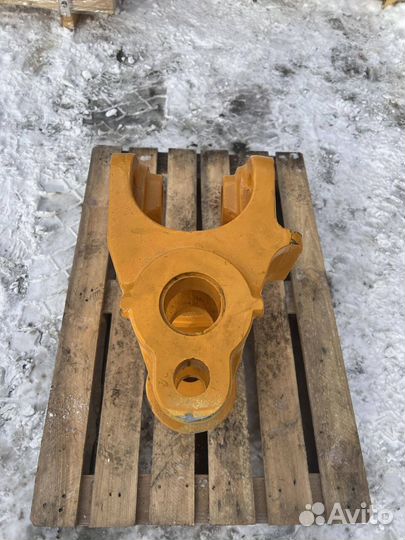 Поворотная рама (Swing post) 331/49745 JCB 3CX-4CX