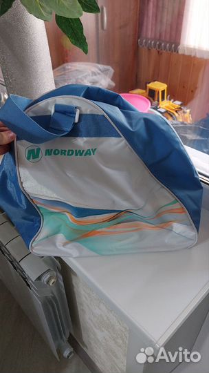 Коньки женские 39 размер + сумка