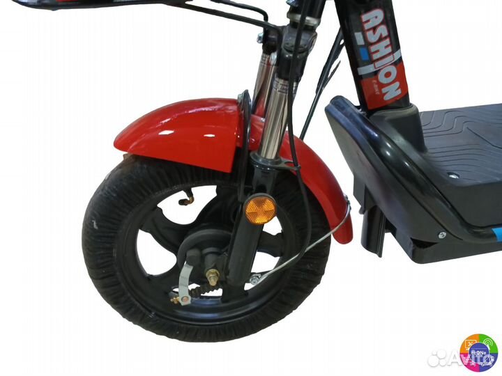 Электроскутер с педалями Дачник 350W 48V