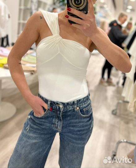 Топы Joleen, Италия, U