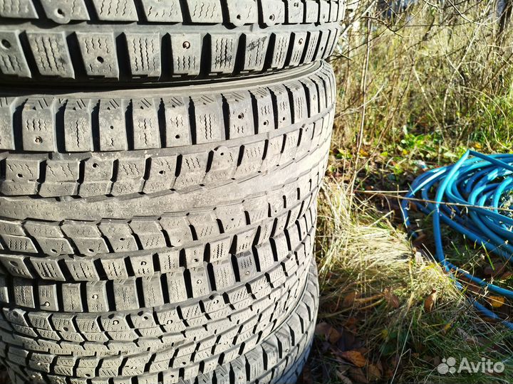 Dunlop SP Winter Ice 01 235/65 R17