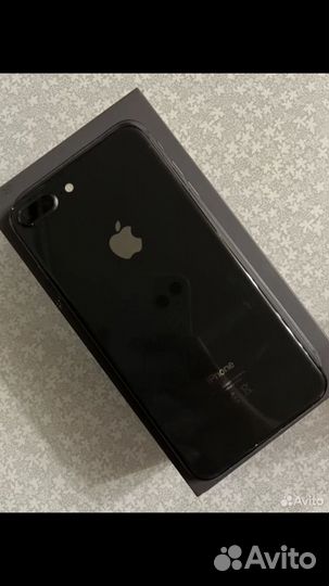 iPhone 8 Plus, 64 ГБ