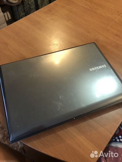 Samsung NP-R425L