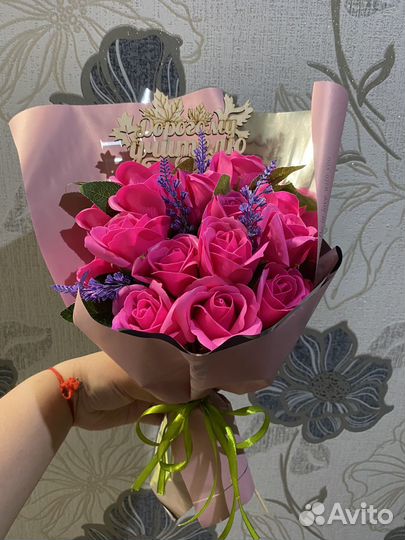 Букет из мыльных роз на 1 сентября