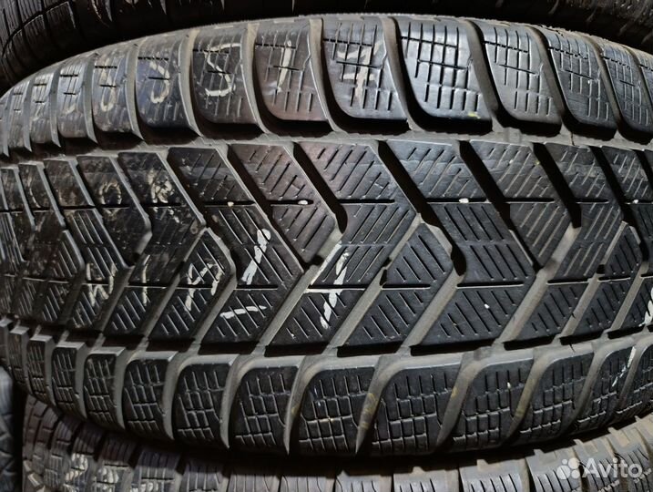 Pirelli Scorpion Winter 235/55 R17 H