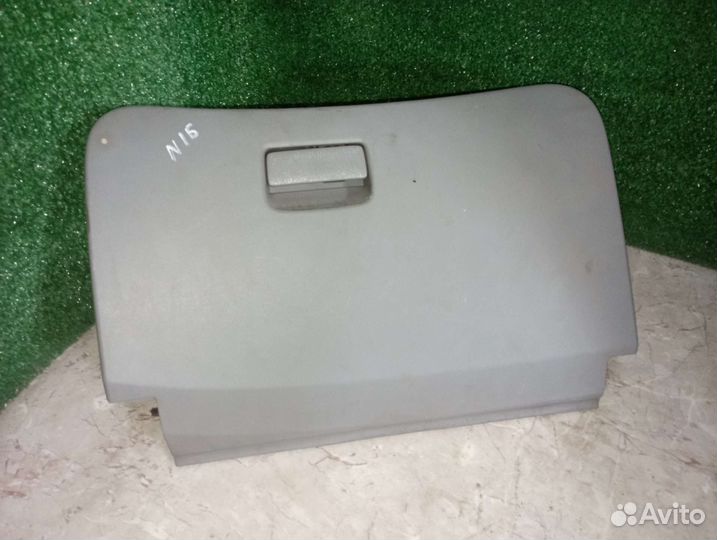 Бардачок Nissan Almera N16