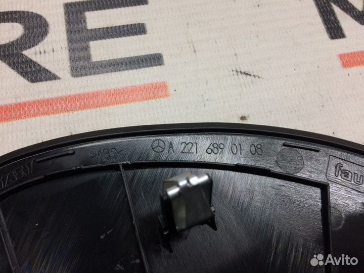 Накладка панели левая Mercedes-Benz S-Class W221