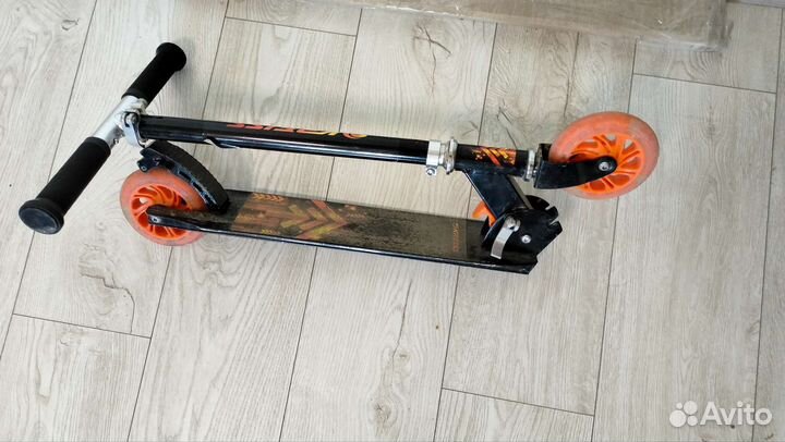 Самокат двухколесный